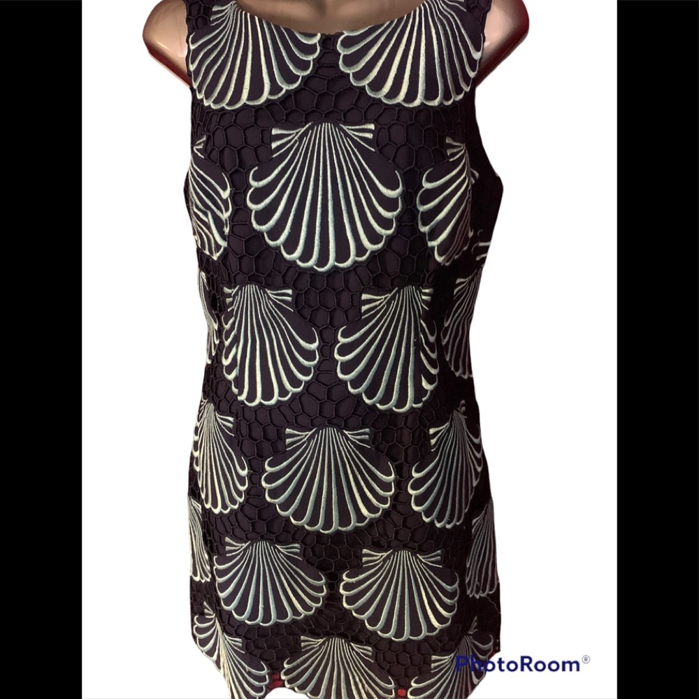 Lilly Pulitzer Navy/Pale blue jumbo seashell Delia dress sz 8